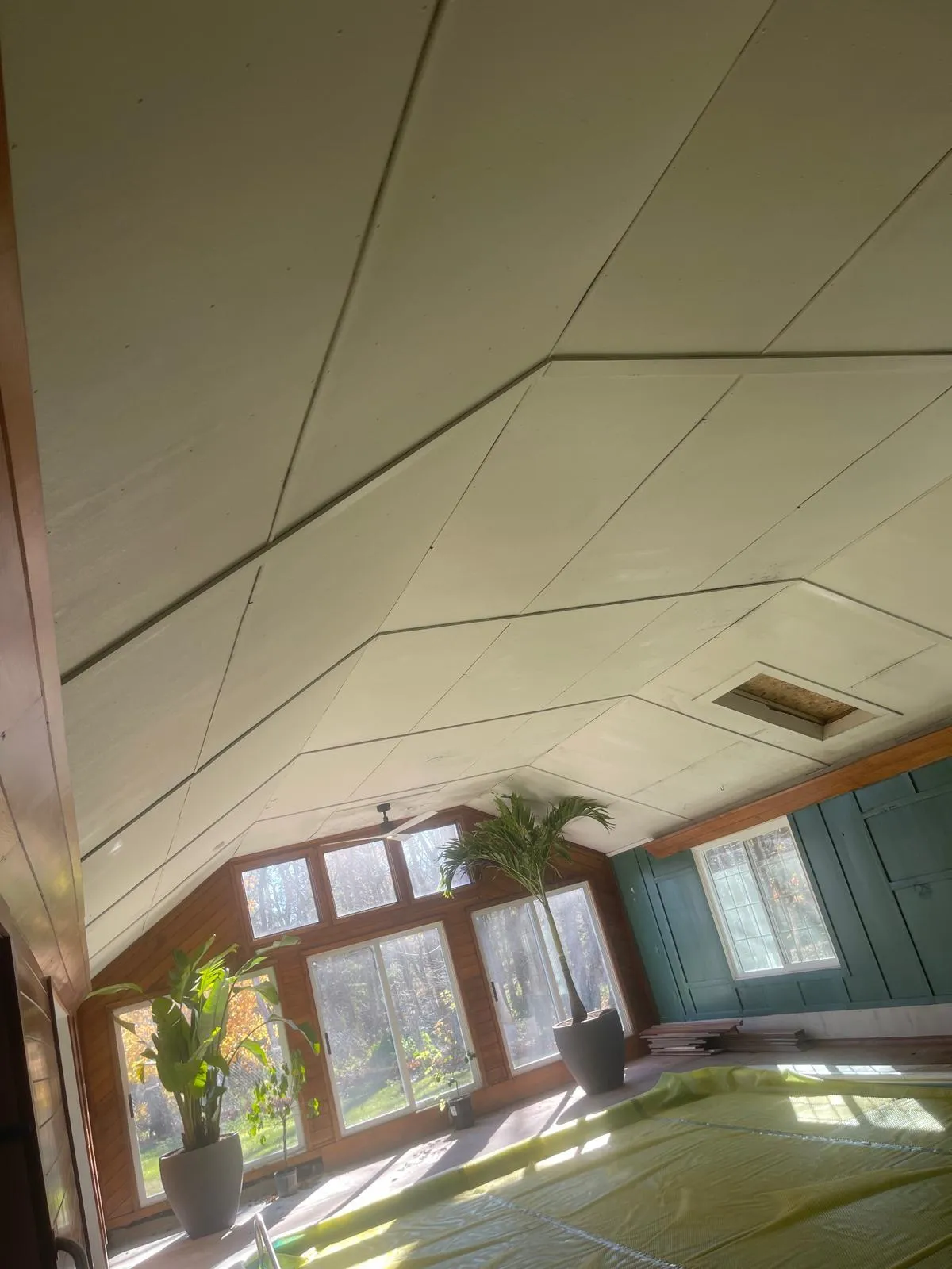 Complete room renovation by Bravo's Painting